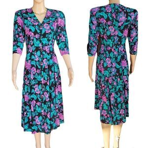 Beautiful Vintage 80s Pink, Blue, and Green Floral dress